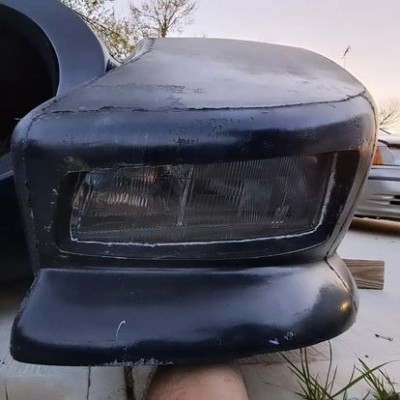 headlights going in